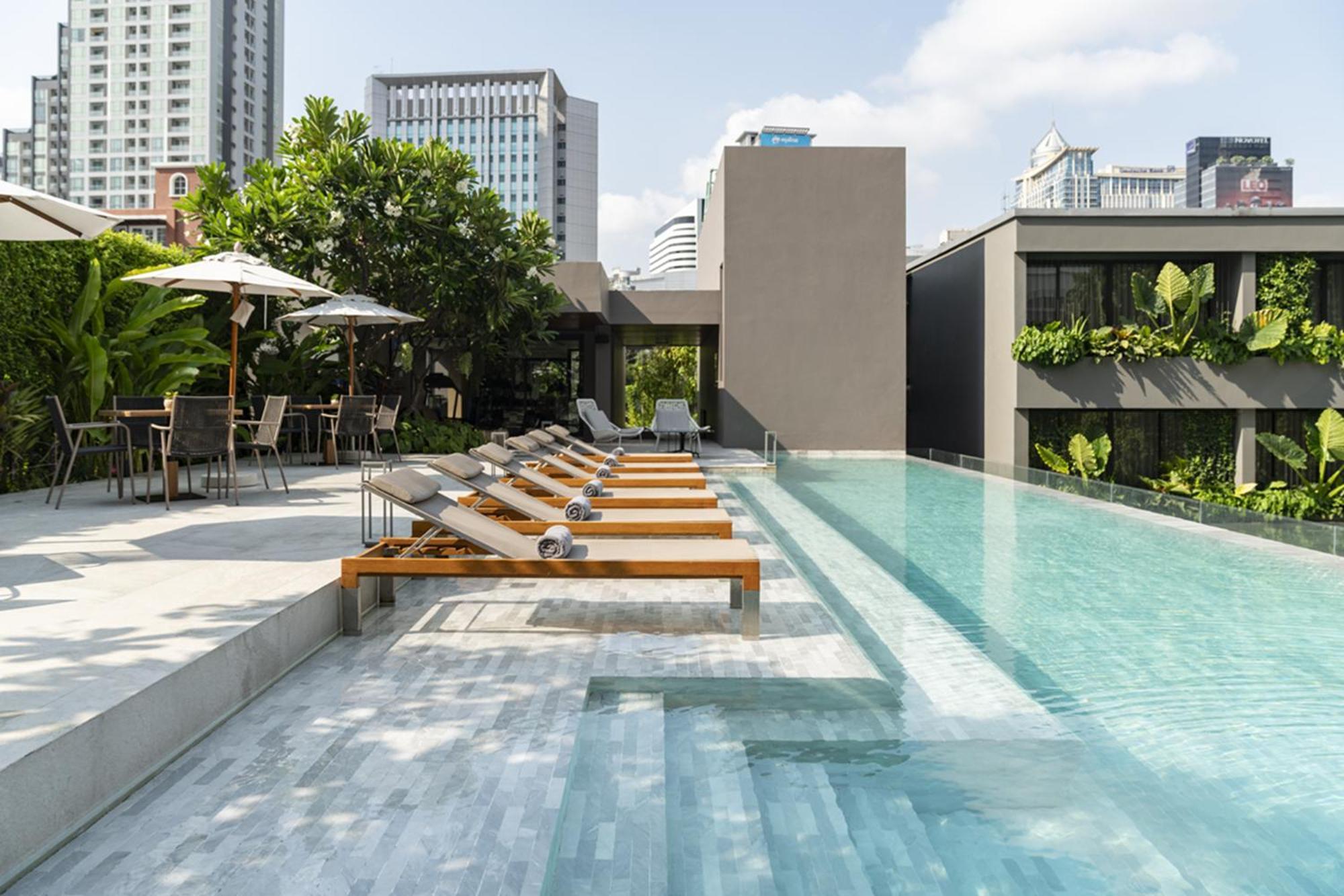 Ad Lib Hotel Bangkok Exteriör bild